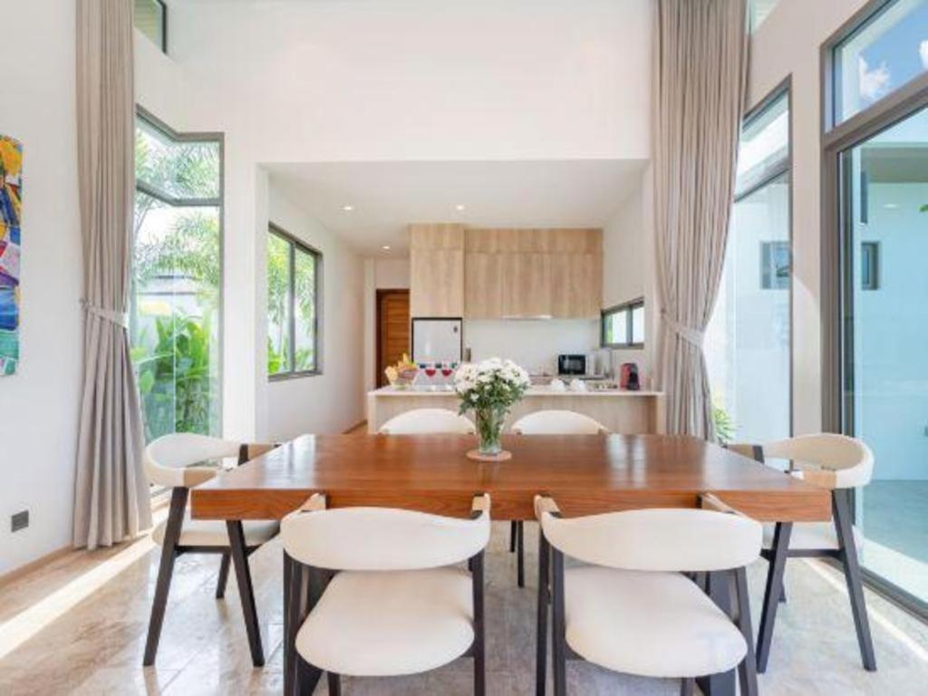 Escape Villa Phuket Buitenkant foto