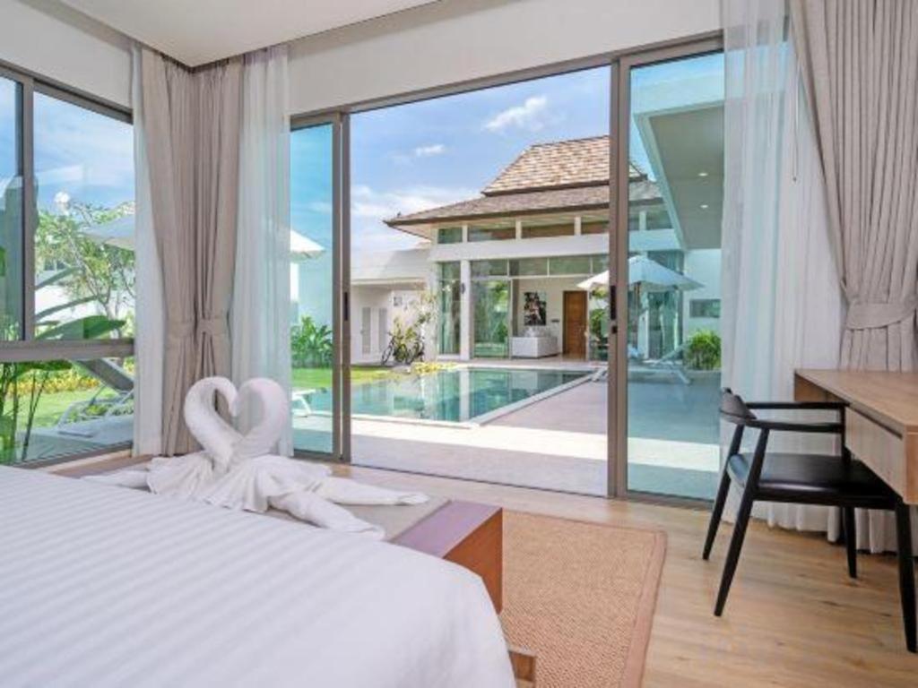 Escape Villa Phuket Buitenkant foto
